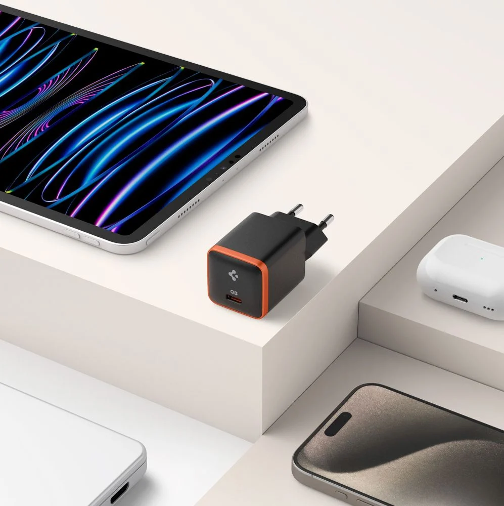SPIGEN 220V 30W, USB-C Arcstation Essential EE301EU /черен)/ – снимка 4