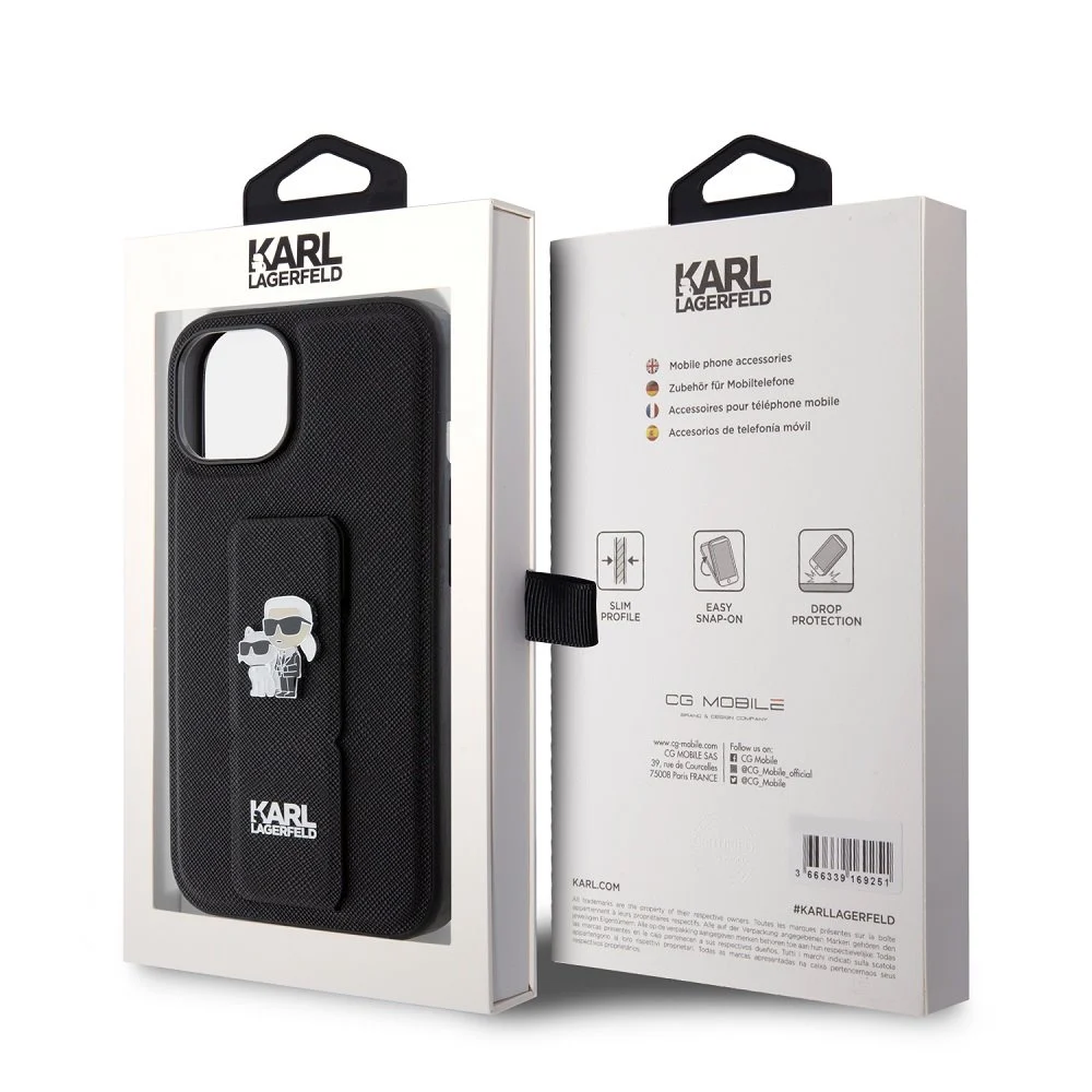 Опаковка на калъф Karl Lagerfeld Saffiano Grip Stand Metal Logo за Apple iPhone 15 – черен текстуриран кейс със стойка за пръсти и метална икона на Карл и котка, показва предна и задна страна на кутията