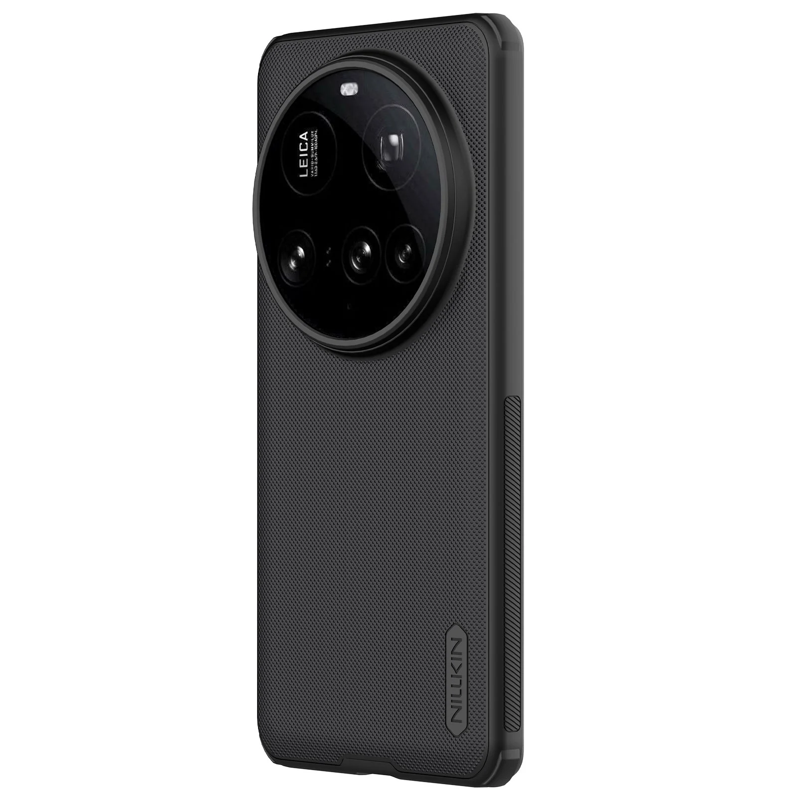 Калъф Nillkin Super Frosted Pro Magnetic за Xiaomi 15 Ultra – черен кейс, заден изглед с MagSafe магнитен кръг