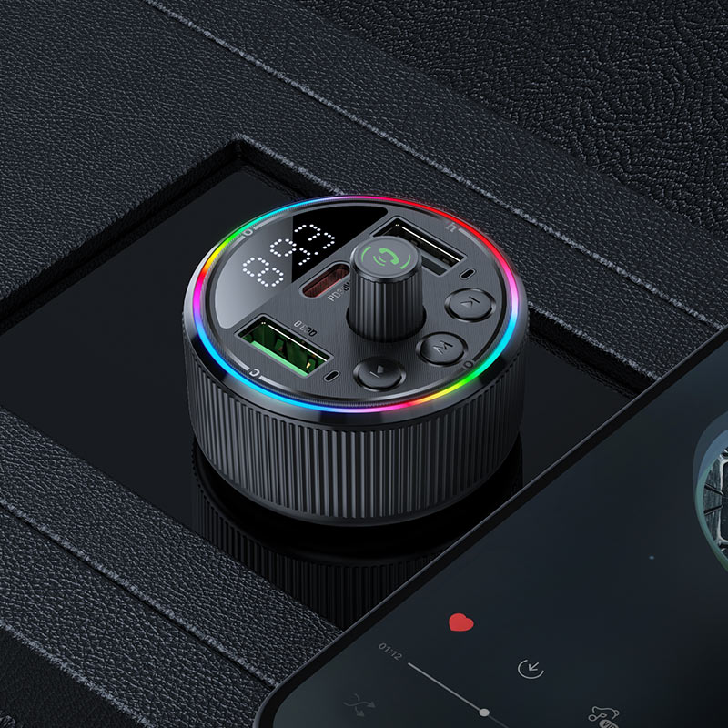 HOCO MP3 Wireless FM Transmitter 30W, PD, QC, 2xUSB-A, USB-C + Micro SD, AUX, USB-flash, Guerrero /черен/ - E82